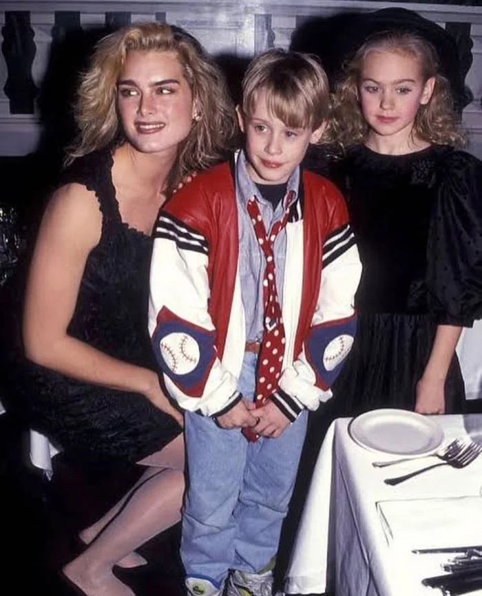 Brooke Shields, Macaulay Culkin and Laura Bundy (1991) - Brooke Shields, Macaulay Culkin, Hollywood, 90th, Longpost, Celebrities, Actors and actresses