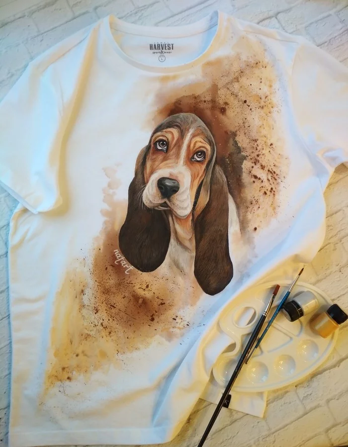 Hand-painted T-shirt. Dog)) - My, Painting on fabric, Custom, Basset Hound, T-shirt, With your own hands, Needlework without process, Creation, Longpost