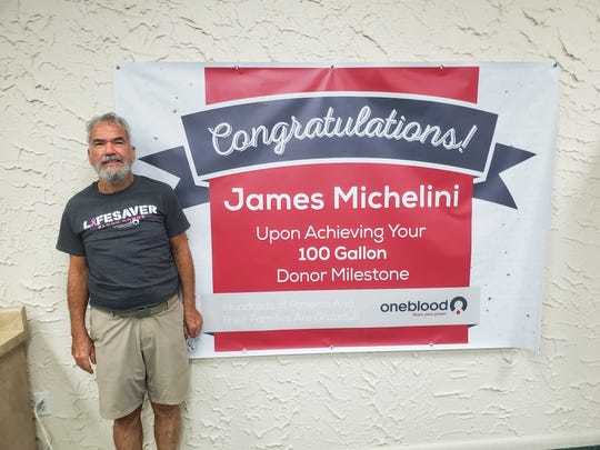 In America, a man saved 864 lives by donating 380 liters of blood - Donation, Heroes, Interesting