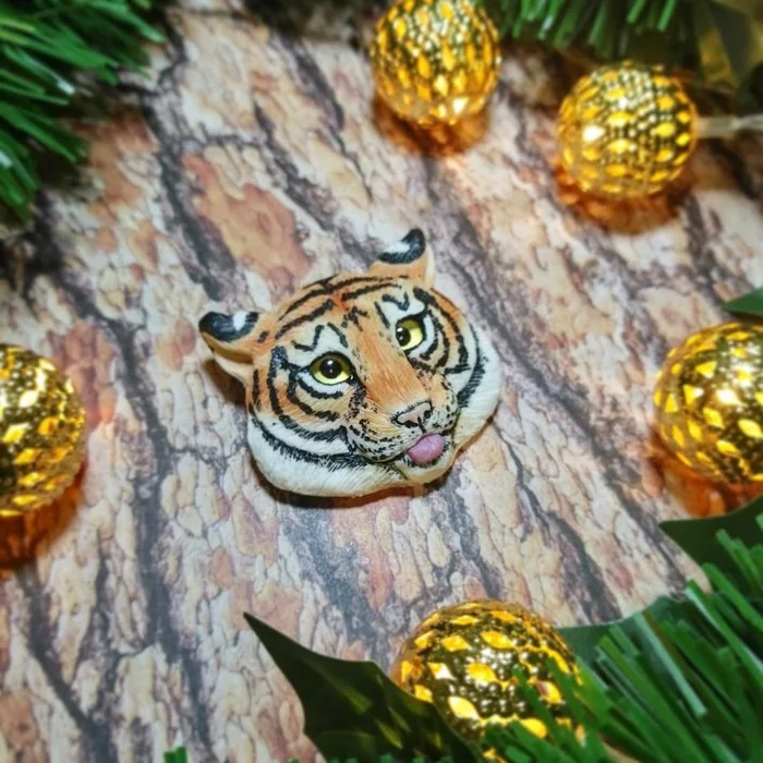 Tiger brooch - My, Tiger, Polymer clay, Handmade, Polymer clay jewelry, Needlework without process, Longpost