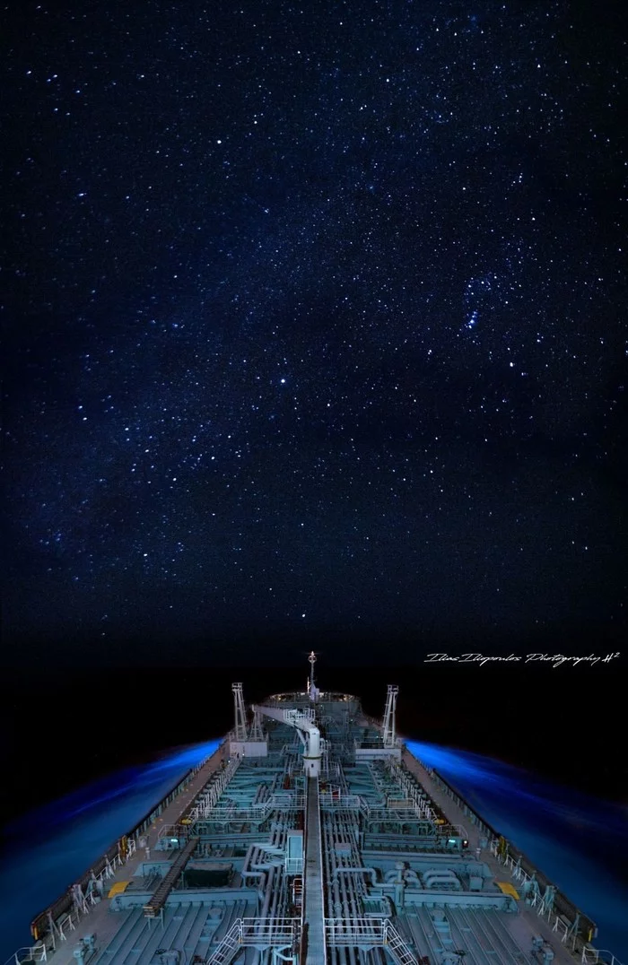 Glow of the sea - My, Sea, The photo, Sky, Stars, Vessel, Tanker, beauty