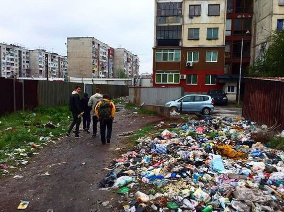 How does the world's worst gypsy ghetto live? - Bulgaria, Plovdiv, Stolipinovo, Gypsies, Lenta ru, Longpost