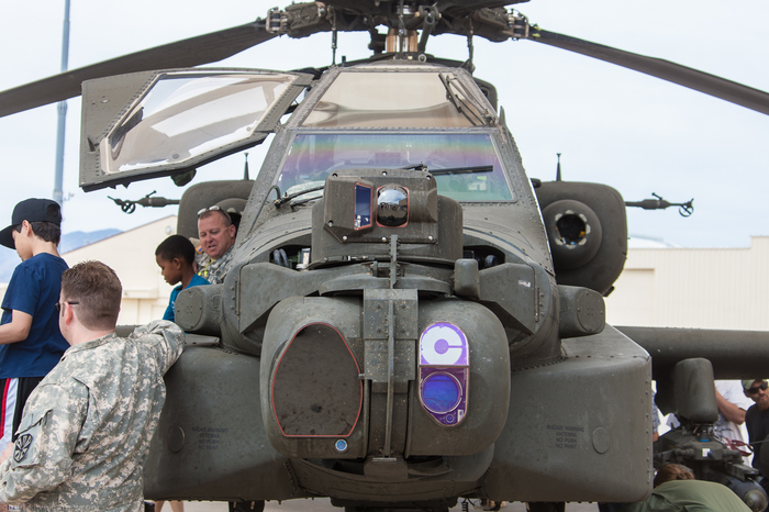 " " .Boeing AH-64D Apache , Apache, 