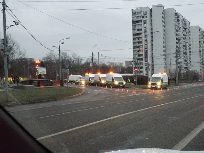 Так много вопросов... - Моё, Чертаново, Балаклавский проспект, Цодд, Разметка