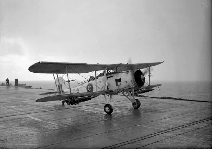 Fairey Swordfish Mk III. Dangerous bookcase - Torpedo bomber, England, Longpost, Series First of all planes