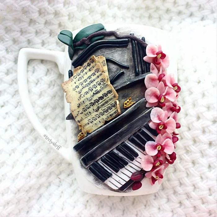 Music circles) - My, Needlework without process, Лепка, Sculpture, Polymer clay, Cernitclay, Mug with decor, Longpost