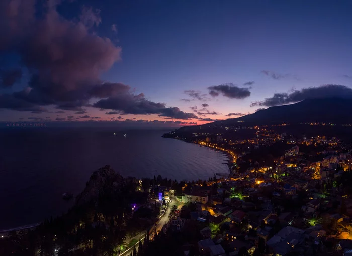 Winter evening in Gurzuf (Crimea 2020) - My, Gurzuf, Crimea, Landscape, Street photography, Yalta, Aerial photography