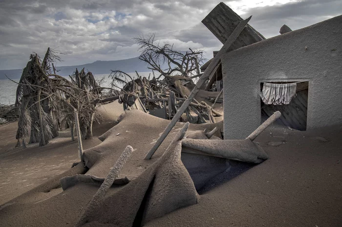 House and trees covered with ash during the eruption of Taal Volcano - Volcano, Ash, Eruption, Taal Volcano, House, Disaster