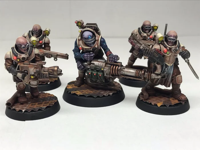 Amateur painting of miniatures. Warhammer 40000. Genestealer Cult - My, Warhammer 40k, Genestealers, Tyranids, Wh miniatures, Miniature, Wh painting, Tabletop miniature, Longpost