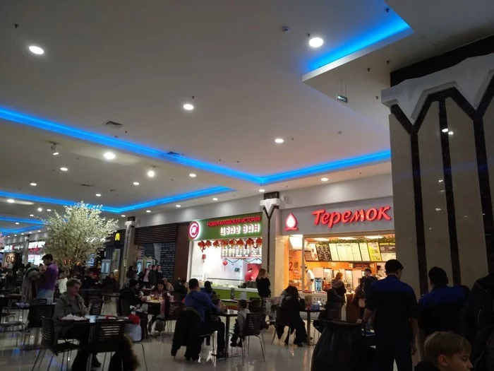 Saturday, St. Petersburg, Rio shopping center - A restaurant, Epidemic, Coronavirus