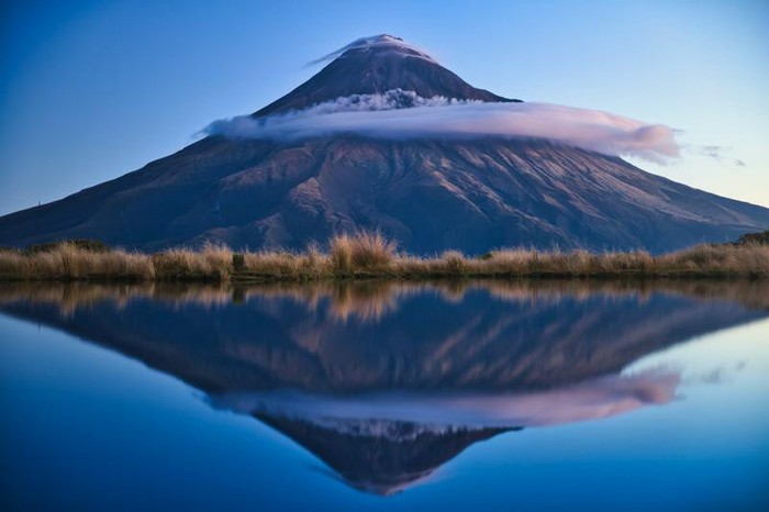 Mount Taranaki, New Zealand - Nature, The mountains, The photo, Reddit, Reflection