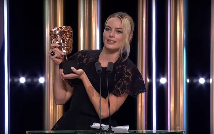 Margot Robbie's Brad Pitt joke at the BAFTAs - Bafta, Margot Robbie, Brad Pitt, Quentin Tarantino, Brexit, Humor, Video, Actors and actresses, Celebrities