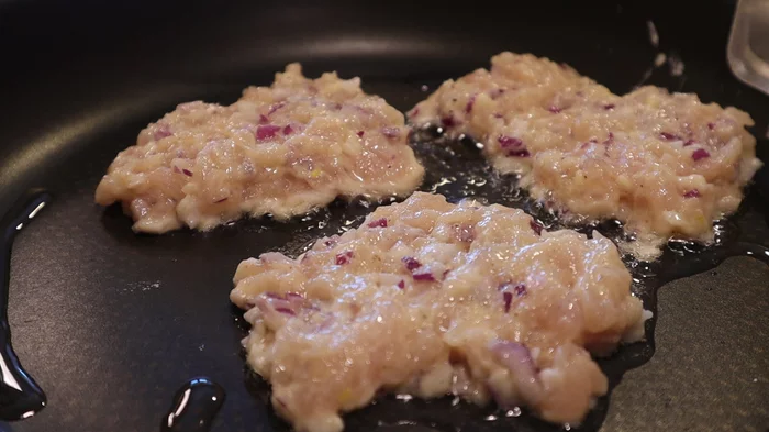 Cool chicken cutlets - fast and tasty! - My, Food, Recipe, Cutlets, Chicken recipes, Video recipe, Video, Longpost, Cooking