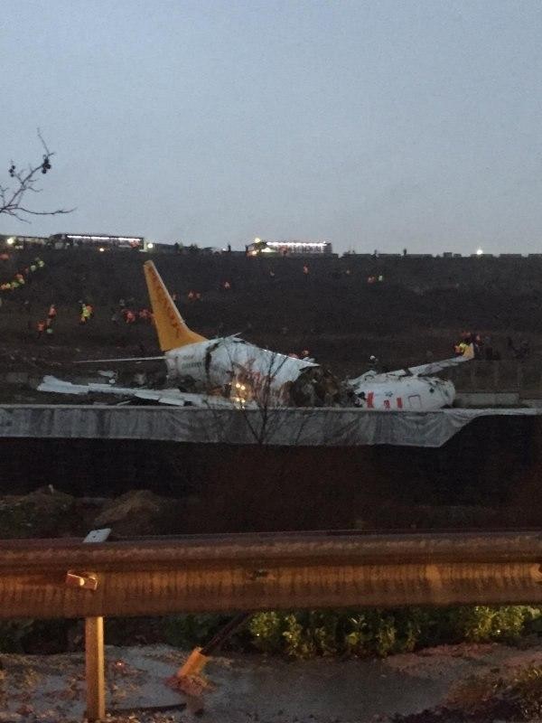Accident at Istanbul Airport - Airplane, Istanbul, Boeing, Longpost, Boeing-737, Boeing, Boeing 737