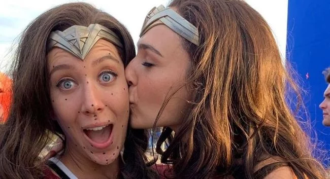 Wonder Woman 1984 - when the stunt double is more beautiful - My, Gal Gadot, Wonder Woman, Longpost