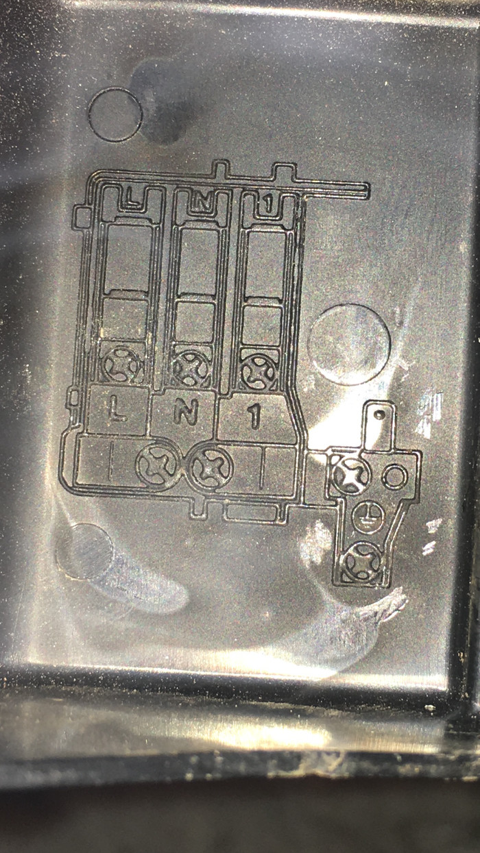 Помогите разобраться в электросхеме | Пикабу