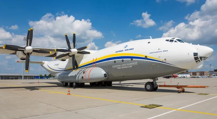 An-22 is back in the air - AN-22, Flightradar24, Longpost