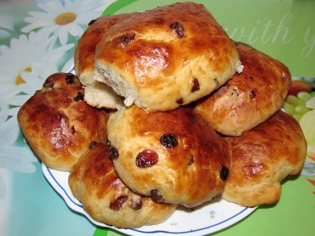 How to cook: Raisin buns - My, Recipe, Buns, Raisin, Cooking, Bakery products