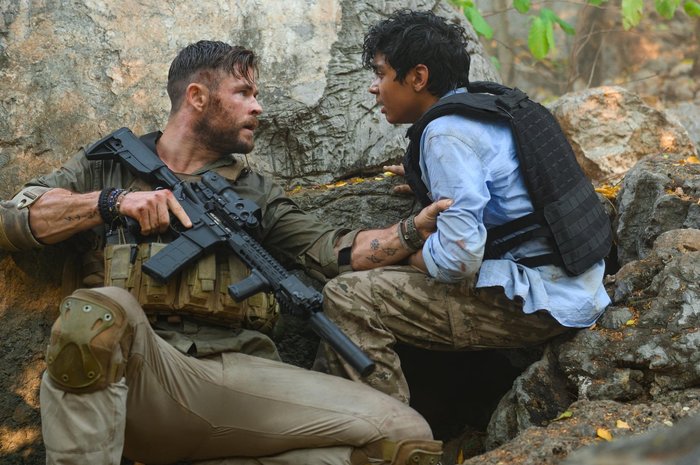      "Extraction" / ""  Netflix  ,  , Netflix, , ,   , 