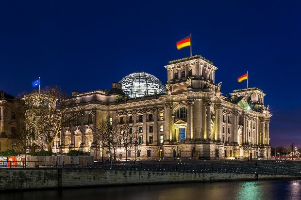 The Bundestag warned Germany against insulting the people of Russia - Society, Germany, Military training, Russia, Story, Politics, NATO, Риа Новости