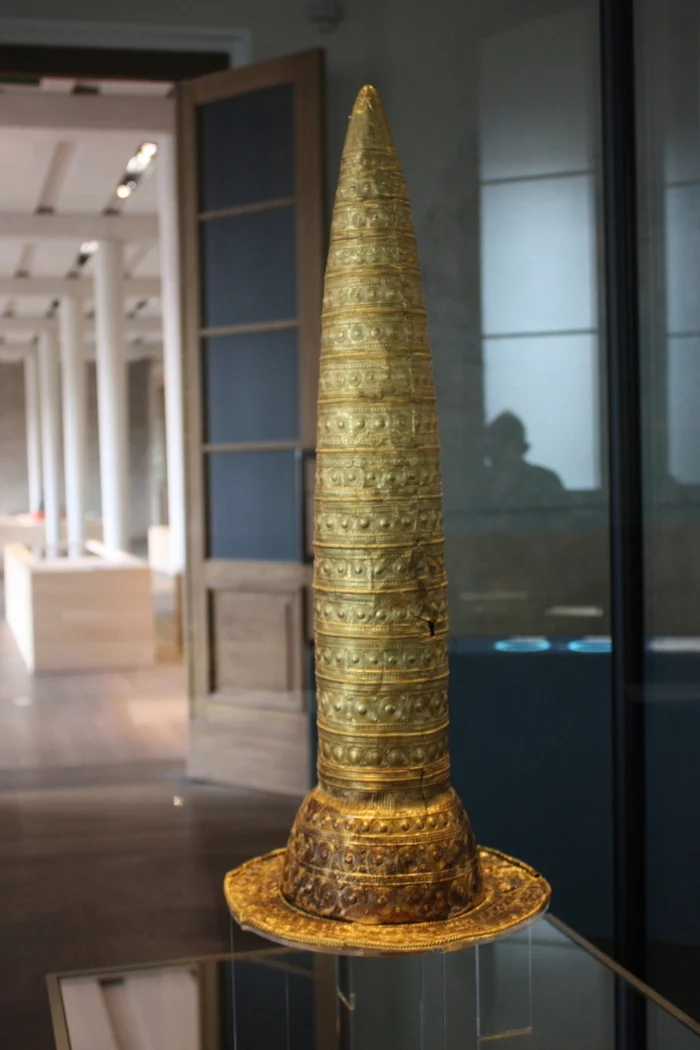 Berlin Golden Hat. Unsolved mystery - Berlin, Exhibit, Mystery, Hat, Longpost