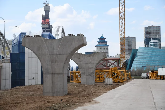 Unfinished construction in the capital of Kazakhstan: tram, bus or nothing? - Public transport, Astana, Nur-Sultan, Longpost, Kazakhstan, Tram, Bus