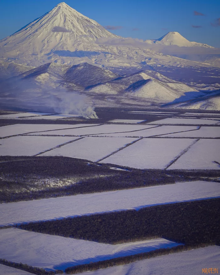 Koryaksky Avachinsky volcanoes - My, Kamchatka, Volcanoes of Kamchatka, Volcano, Russia, The nature of Russia, The photo, Avachinsky volcano, Koryaksky Volcano