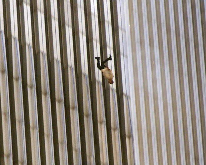In Memory 11/09/01: Essay on “The Falling Man” by Richard Drew. Part II (Final) - 11 September, Twin Towers, Story, Terrorist attack, American tragedy, Vtc, Longpost