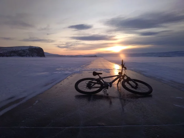 Road to Olkhon - My, Olkhon, Baikal, A bike, The photo