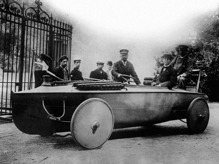 Ravaillier Canot–Voiture–Touriste - Amphibious Vehicle, France, Longpost, 1907