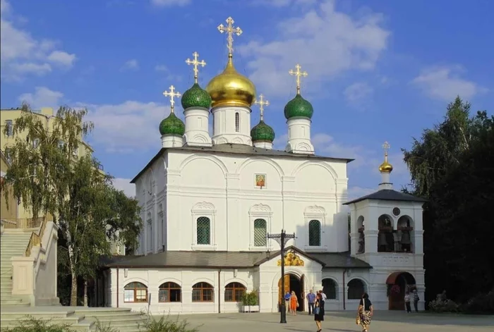 I came to the monastery.... And it became good... - ROC, Church, Moscow Patriarchate, Metropolitan, Bishop, Patriarch, Video