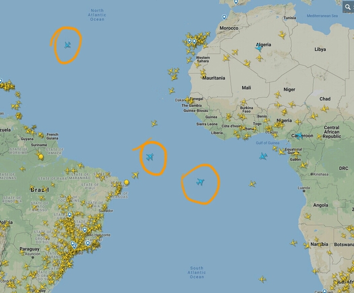 Plague Inc. in real life , Flightradar24, Plague Inc, 