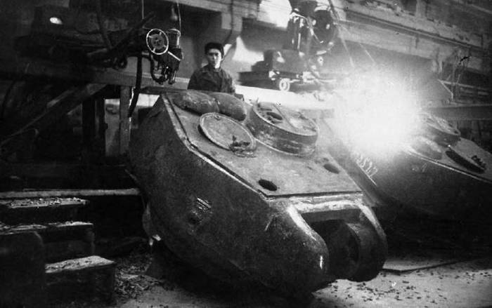 Технологии победы: автоматическая сварка танковых корпусов Сварка, Великая Отечественная война, История, Познавательно, Длиннопост