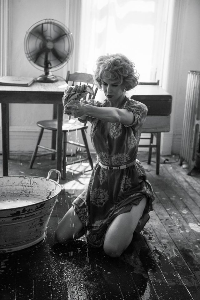 Wet cleaning - Women, Floor cleaning, Black and white photo, Actual, Nicole Kidman