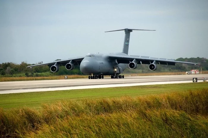 C-5 crash near Tan Son Nhat - Plane crash, Evacuation, Children, Air force, Vietnam war, Story, 20th century, Longpost