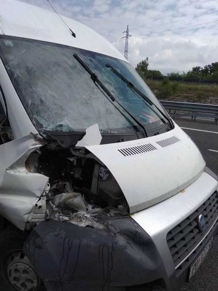 Adventure in Italy. Accident on the freeway - My, Crash, Work, Italy, Carabinieri, Video, Longpost