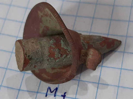 An amazing coin with a stuck bullet was found in the Moscow region - Interesting, Coin, Bullet, Find