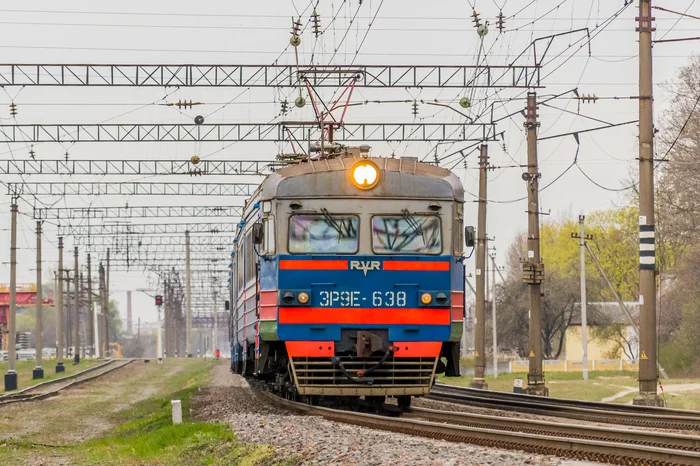 Electric train ER9E-638 - My, A train, Railway, Republic of Belarus, Brest, Nature, Rails