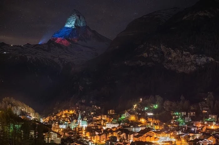 How beautiful! - Coronavirus, Switzerland, Russia, The mountains, Flag, Solidarity, Matterhorn