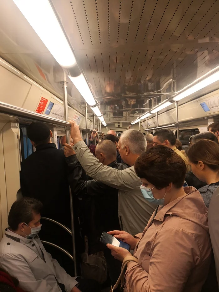 Профилактика по Московски Коронавирус, Москва, Сергей Собянин, Самоизоляция, Метро, Московское метро, Негатив