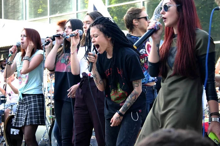 The SLOT group and 250 musicians performed the song “Fight” in Sokolniki Park (upd this is before quarantine) - My, Rock, Music, Moscow, Video, Slot, Nuki, Longpost