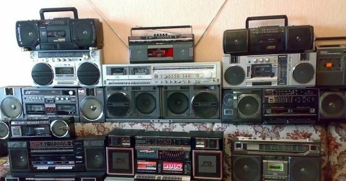 Audio japan. Sharp двухкассетник CD 1995. Sanyo музыкальный центр двухкассетный 90х. Японские кассетные магнитофоны Sanyo. Японская аппаратура 70-80 Sanyo.