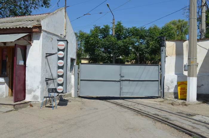 Evpatoria tram, part 2, tram depot, 2015 - My, Tram, Transport, Public transport, Evpatoria, Crimea, The photo, Depot, Longpost