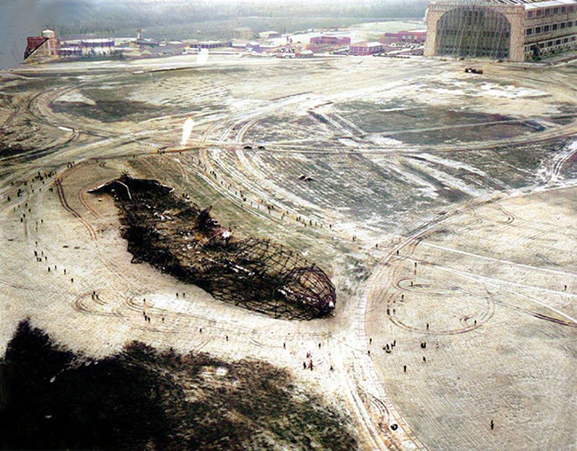 The death of the airship Hindenburg in 15 photographs. Colorization - Colorization, Story, USA, Catastrophe, Airship, Aviation, Longpost