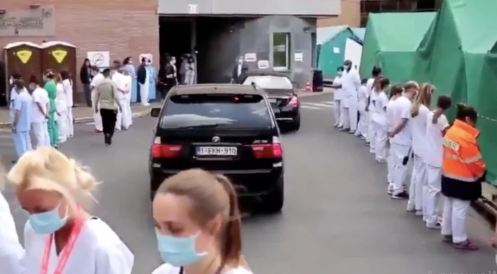 Belgian doctors created a “corridor of shame” for the visiting prime minister - Doctors, Payouts, Belgium, Protest, Coronavirus, Hospital, news, Video, Longpost