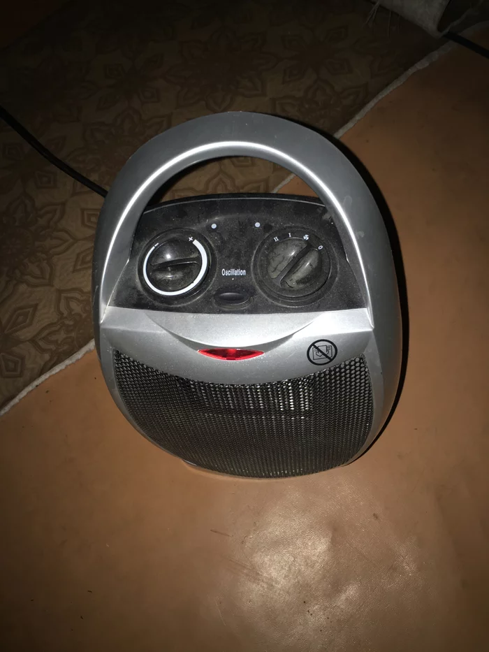 This heater is clearly happy about something - My, Dacha, Heater, Pareidolia