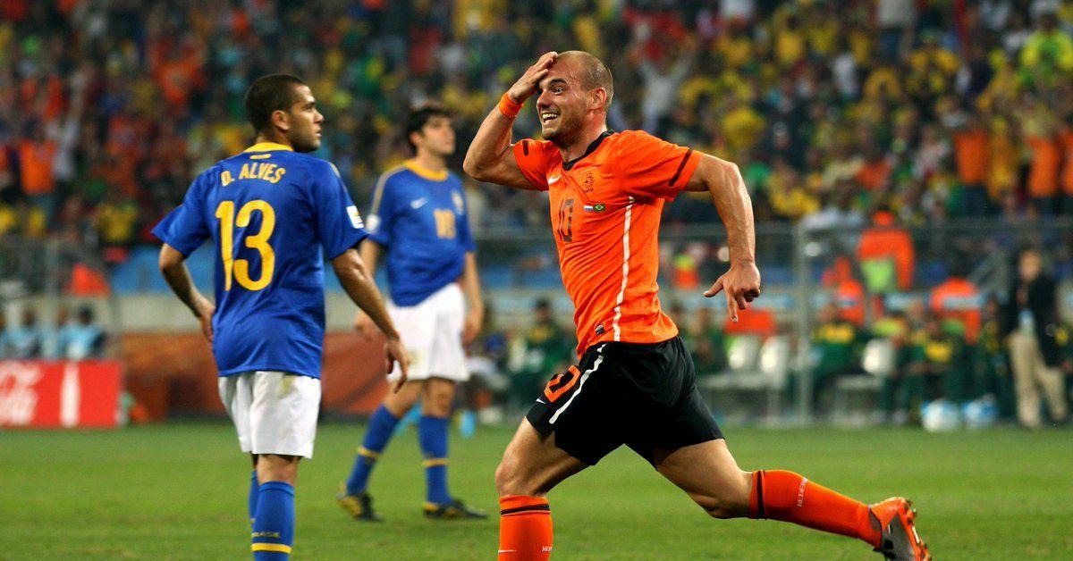 Нидерланды чм 2010. 2010 Бразилия Голландия. Wesley Sneijder World Cup 2010. Сборная Голландии 2010. Роббен ЧМ 2010.