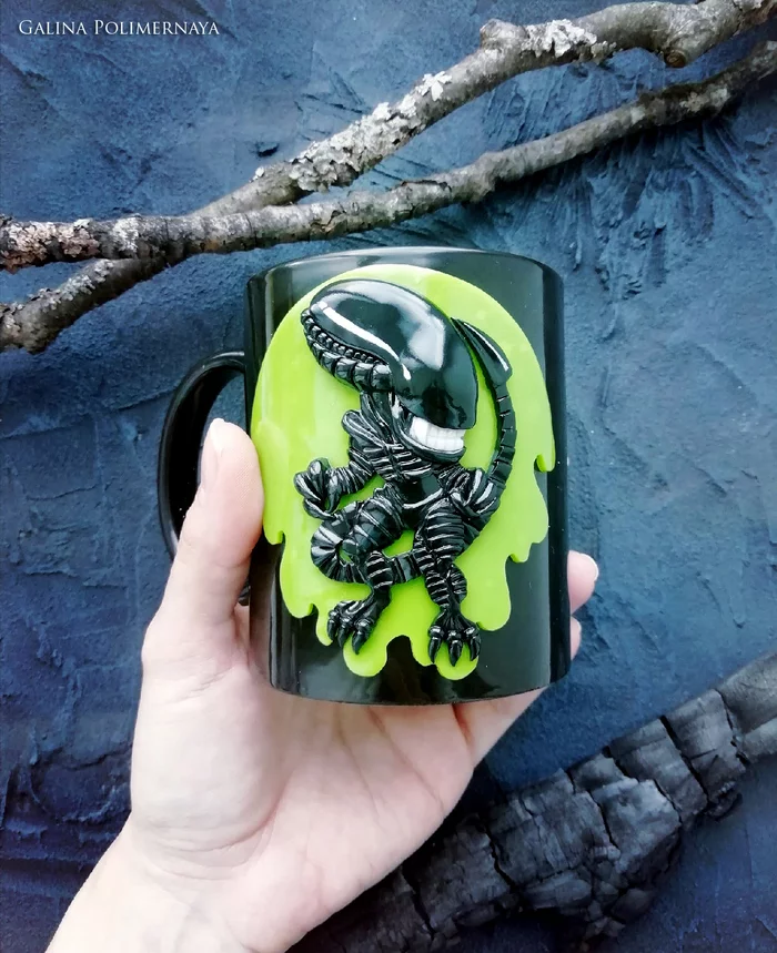 Chibi Xenomorph mug ^_^ - My, Xenomorph, Stranger, Strangers, Кружки, Needlework without process, Handmade, Polymer clay, Лепка, Longpost, Alien movie, , Mug with decor