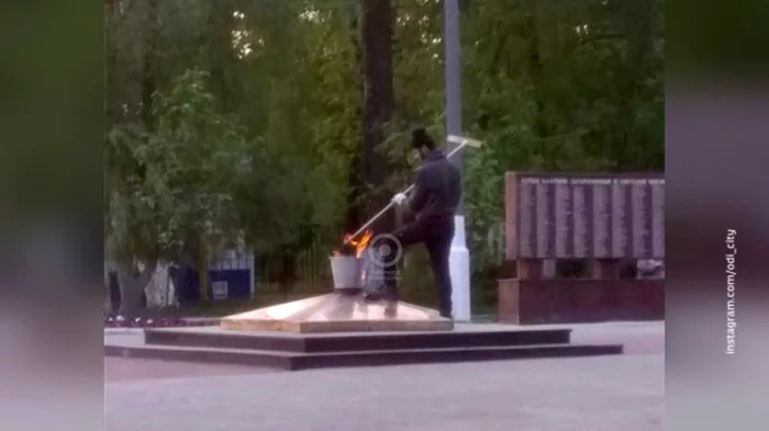 The Ministry of Internal Affairs announced the detention of men who defiled the Eternal Flame in the Moscow region - Eternal flame, Detention, news, Police, Memorial, Desecration
