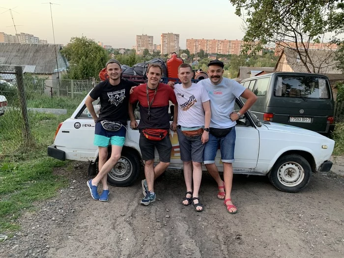 Летом 2019 года я с пацанами купил Жигули Четверку за 19 тысяч и поехал на ней в Лиссабон Путешествия, Путешествие в Европу, Длиннопост, Жигули, Автопутешествие